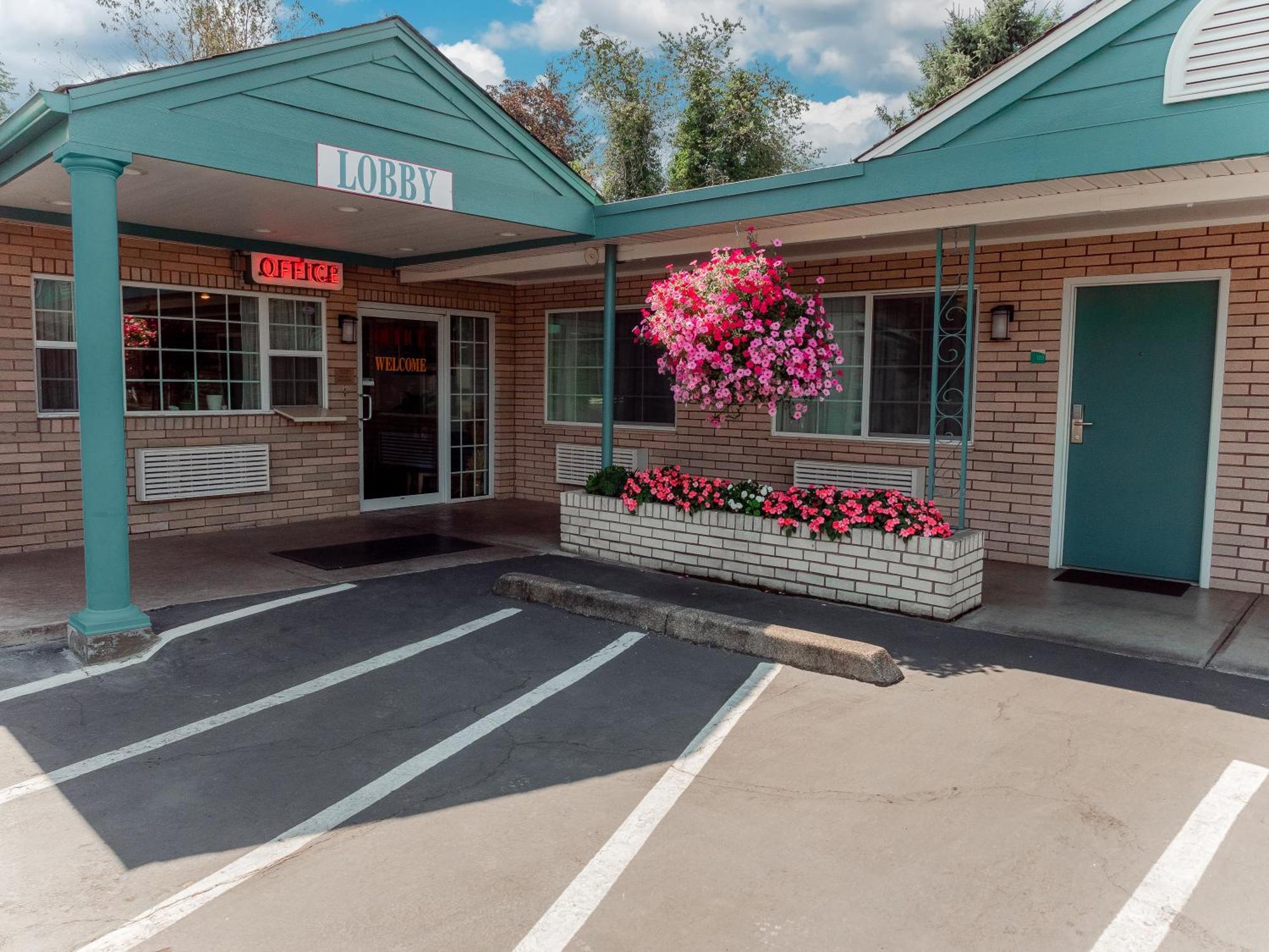 Sweet Home Inn Exterior photo